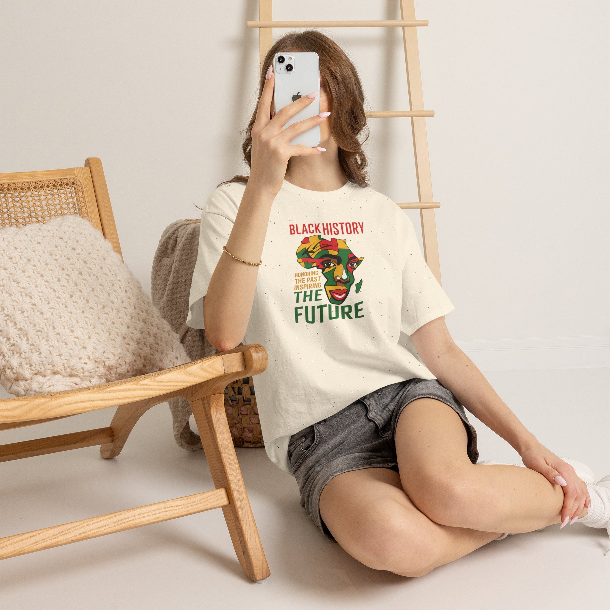 Black History colorful face design Tee | Honoring the Past Inspiring the Future T-Shirt